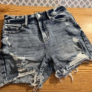 No Boundaries junior denim shorts